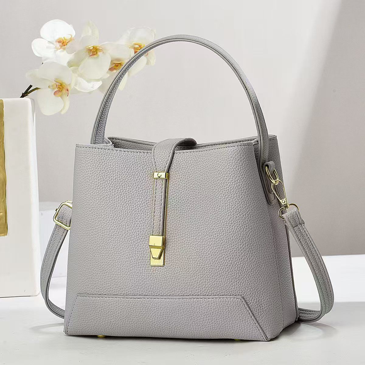 BAG WITH STRAP