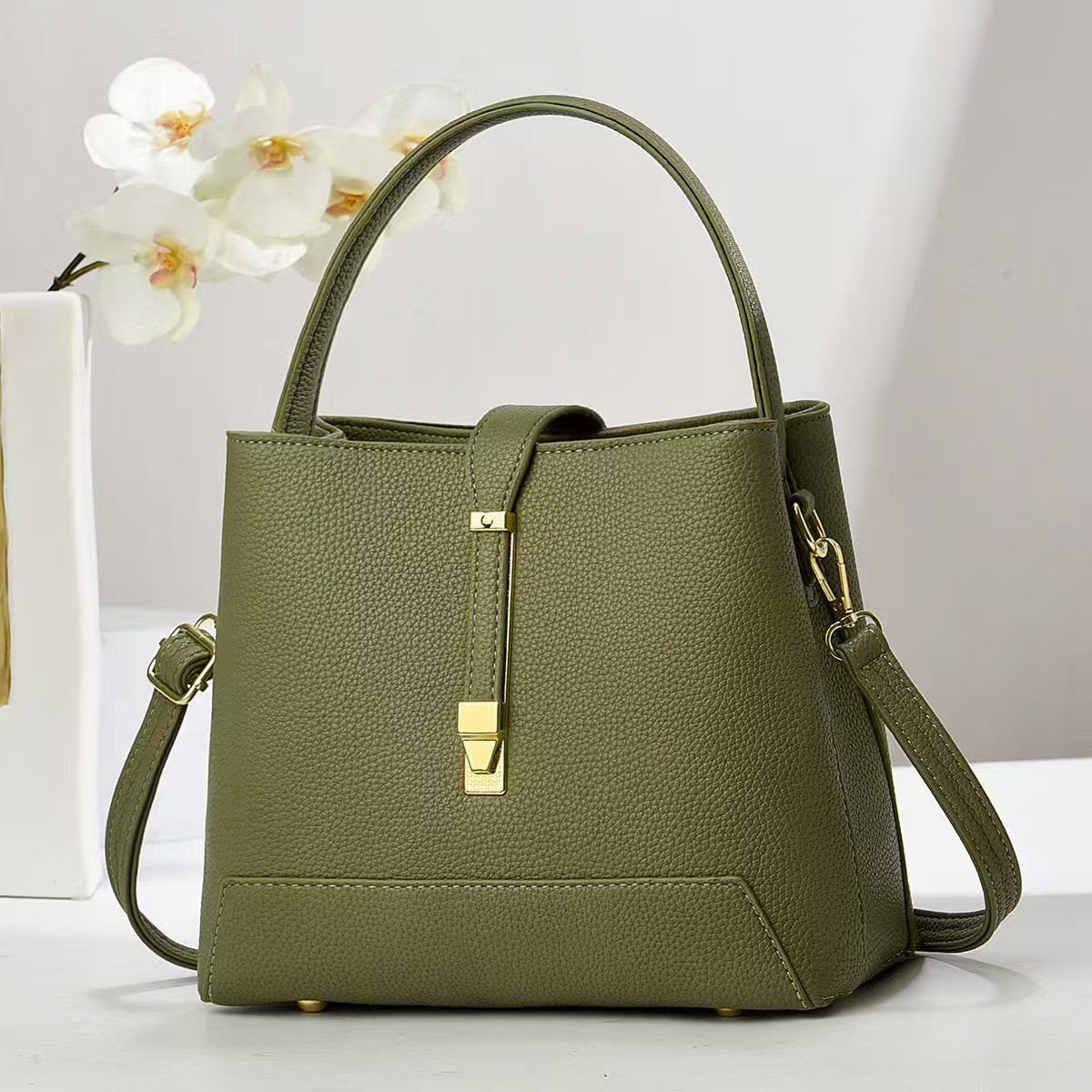 BAG WITH STRAP