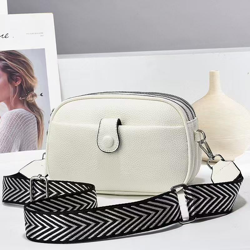 100% Genuine Leather Women Handbag Shoulder Bag Luxury Small Messenger Ladies Crossbody Bag Commuter Phone Underarm Shopping Bag