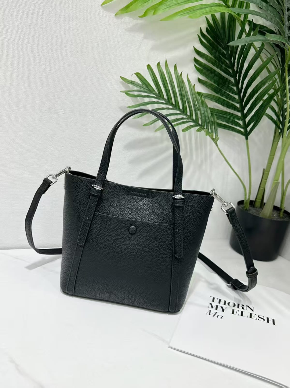Genuine leather ladies bag shoulder bag handbag handbag commuter bag leather elegant large capacity luxury item latest