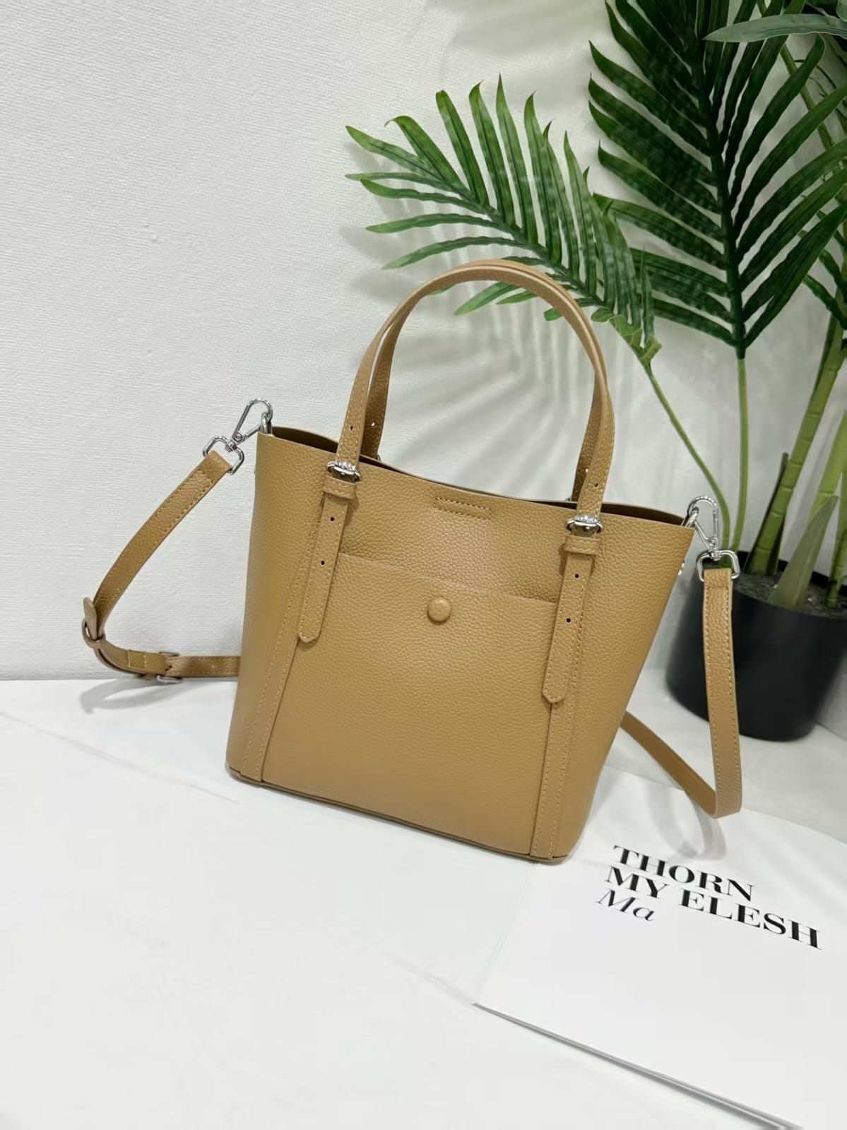 Genuine leather ladies bag shoulder bag handbag handbag commuter bag leather elegant large capacity luxury item latest